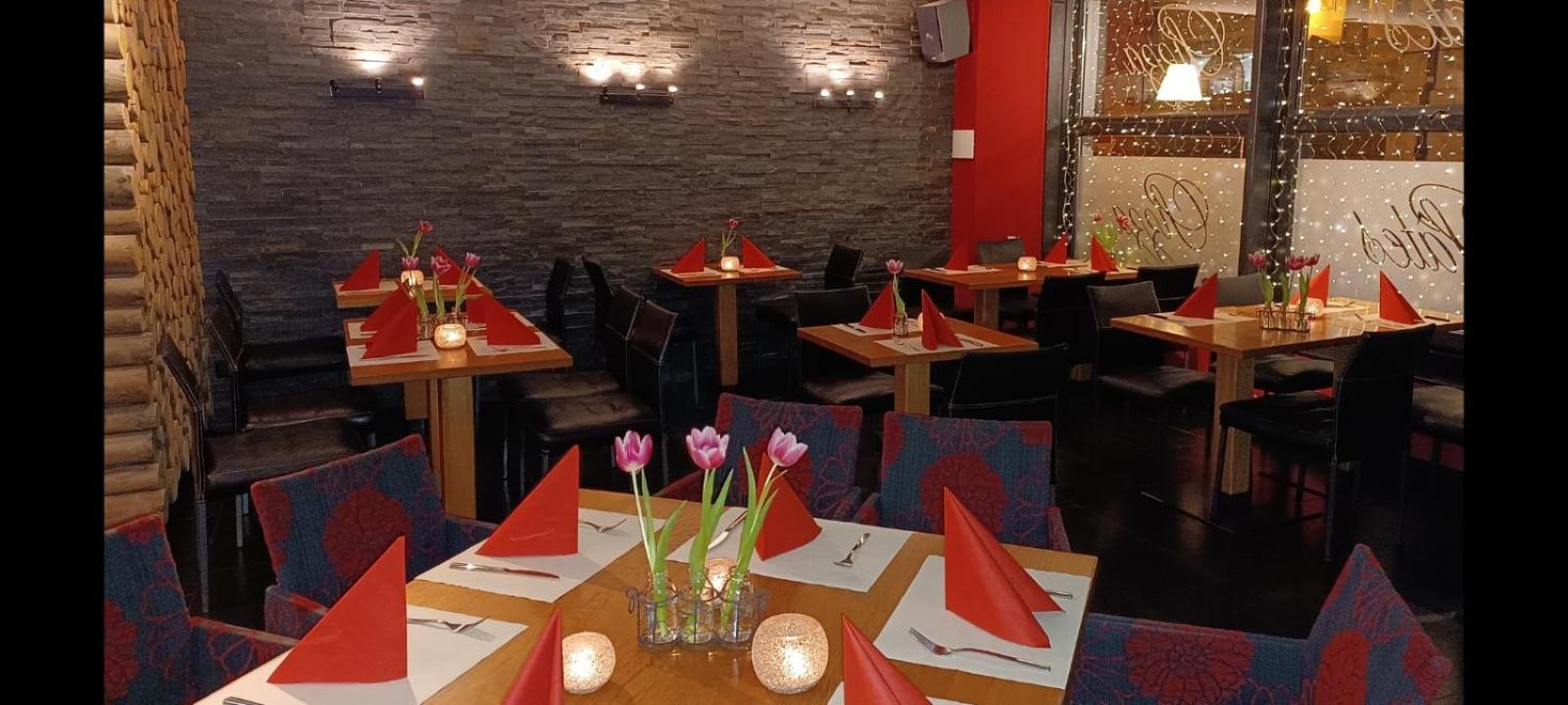 Hotel-Restaurant Le Lion D'Or Поррантрюи Экстерьер фото
